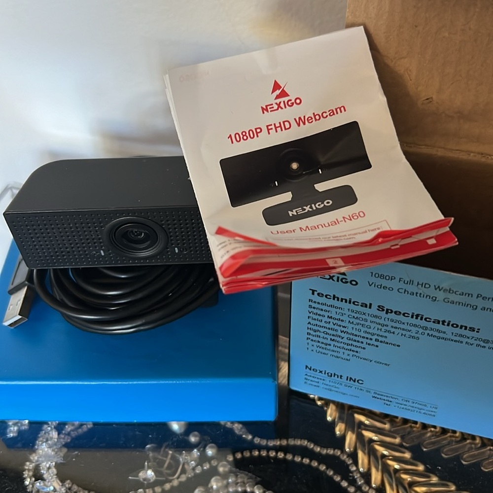 1080 FHD Nexigo Webcam in box with instructions